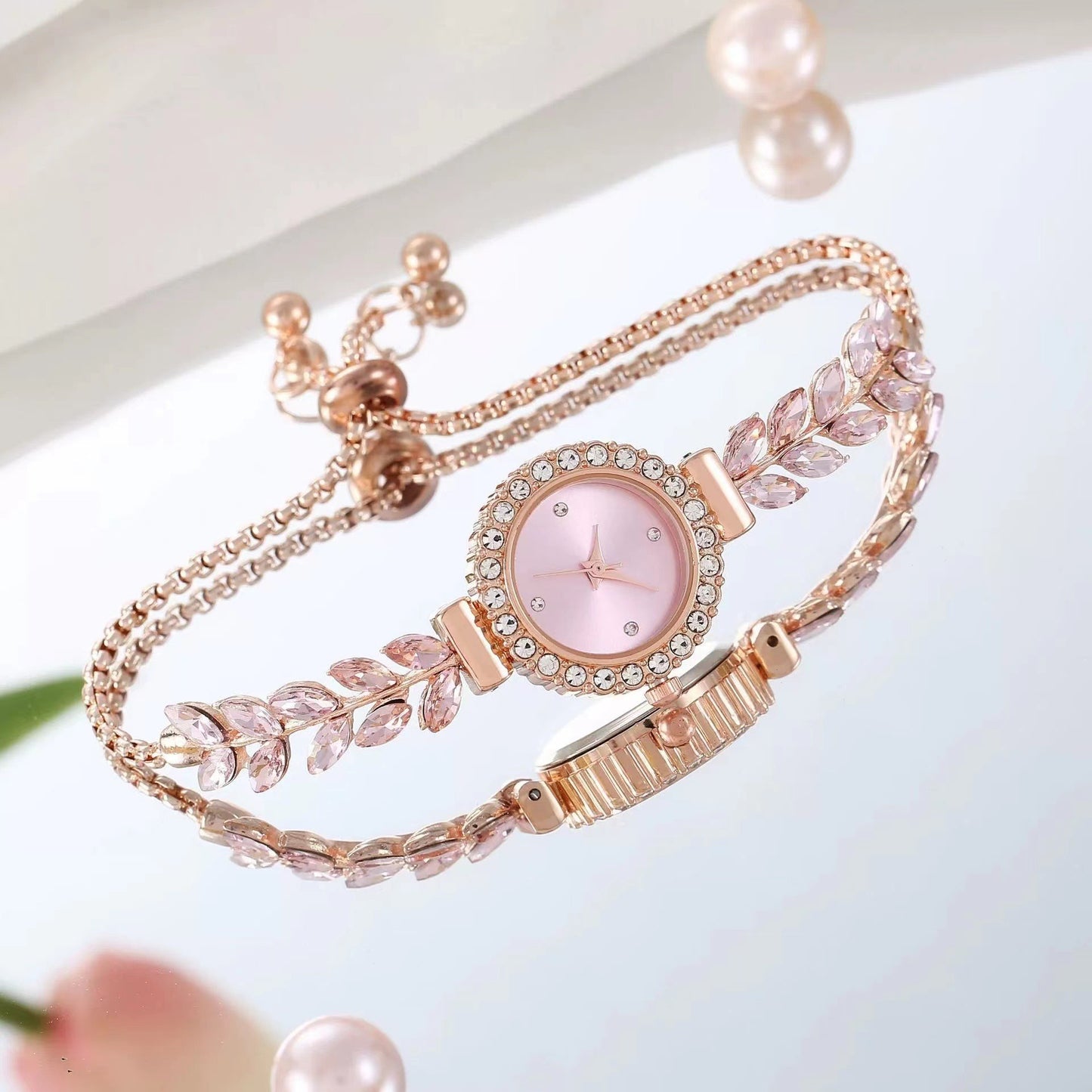 New Fashion Leaf Pulling Rope Women's Bracelet Watch with Diamonds, Small and Comfortable Temperament, Free Adjustment Women's Quartz Watch